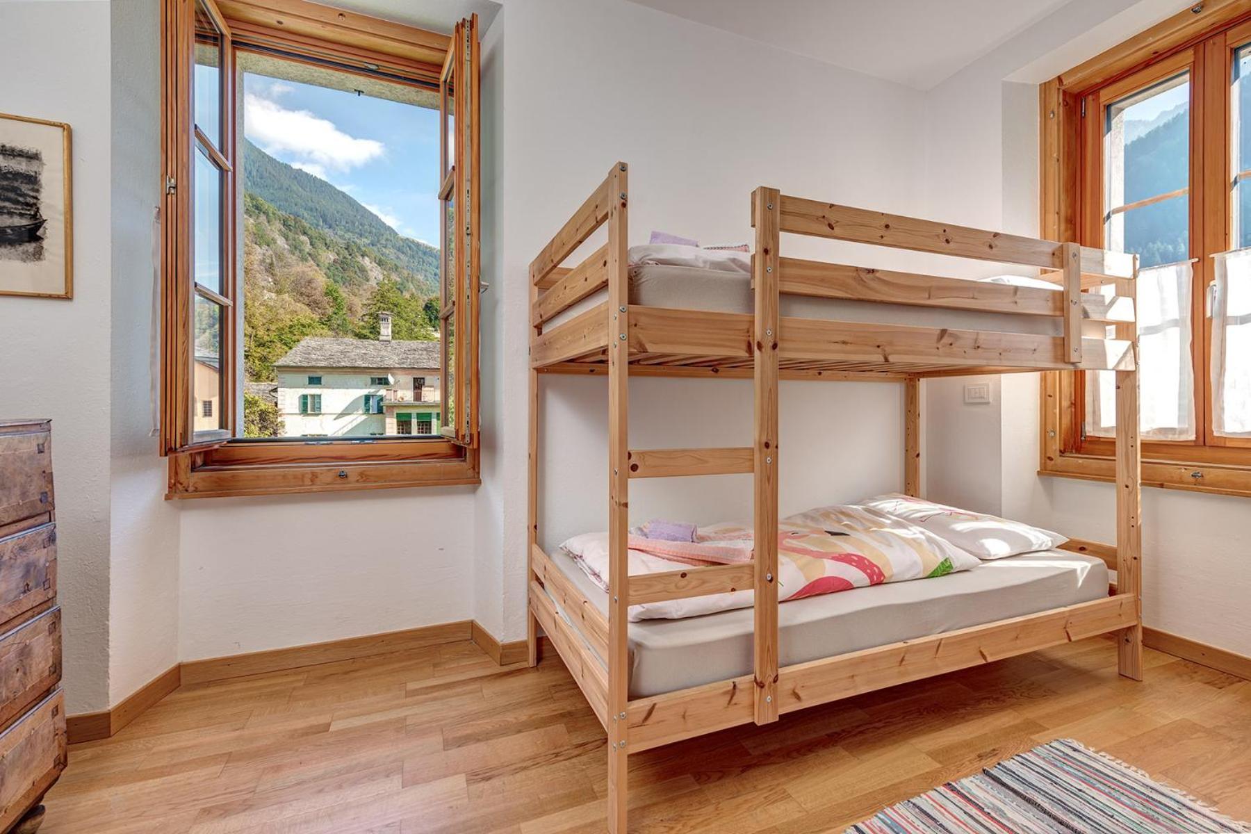 Casa Pool Tra St Moritz E Il Di Holiday home *